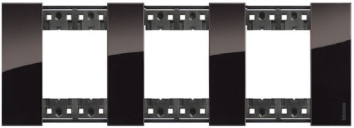 Рамка универсальная Legrand BTicino Living Now 3-м. 6 мод. ночь картинка